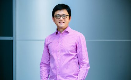 Professor Jian Yang